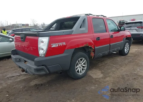 2004 Chevrolet Avalanche 1500 из США, поврежденный, VIN 3GNEC12T94G219512